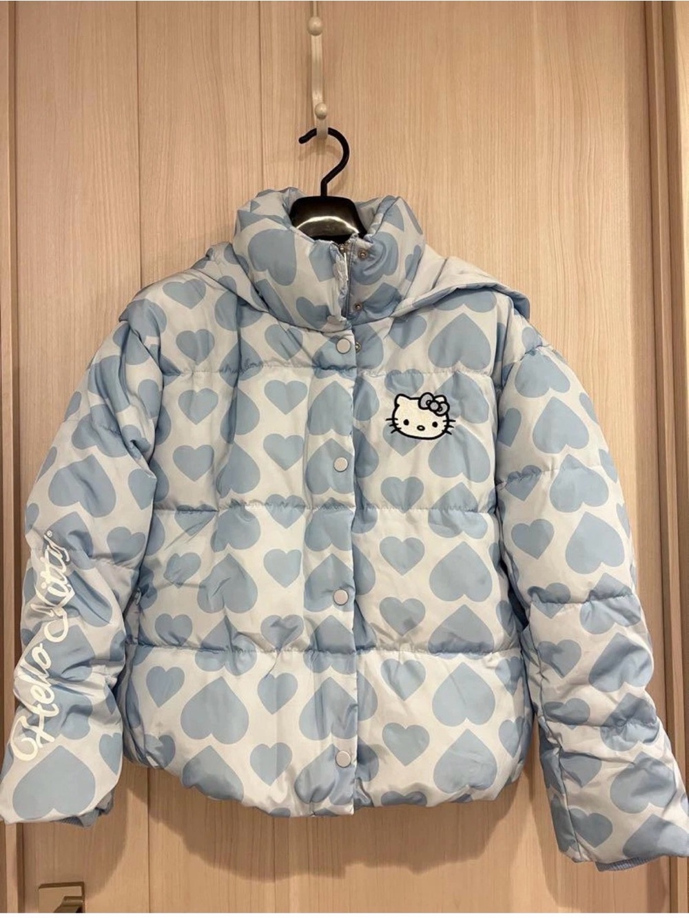 Forever 21 Kids Light Blue and White Hello Kitty Puffer Jacket